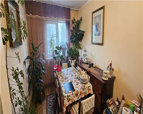 APARTAMENT 4 CAMERE 61 MP ZONA BIG MANASTUR