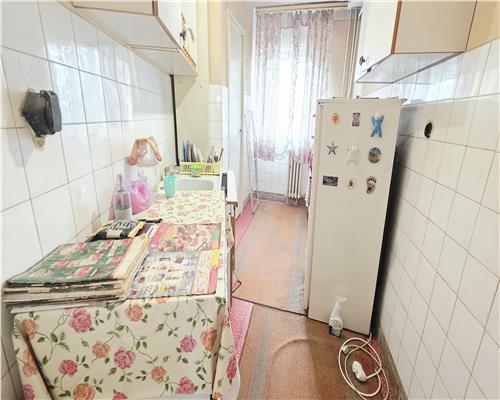 Apartament cu 2 camere decomandate  52  mp   Grigorescu