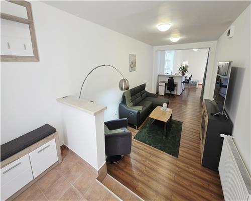 Apartament premium 80 mp Prima inchiriere Curte proprie 40 mp Strada Piezisa Zona Centrala
