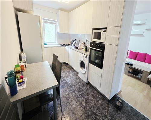 APARTAMENT 4 CAMERE 92 MP PLOPILOR PARCUL BABES