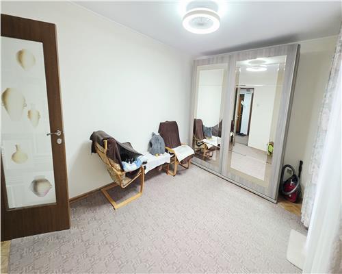 APARTAMENT 4 CAMERE 83 MP MANSTUR NEGOIU